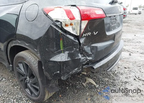 2021 Honda Hr-V Awd Sport z USA, uszkodzony, nr VIN 3CZRU6H1XMM746500